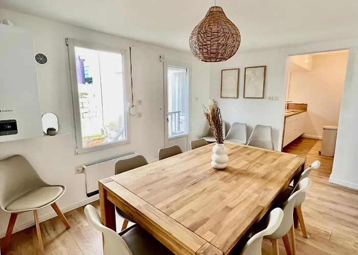 Holiday home Les Sables De *