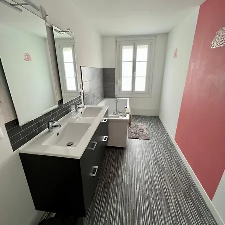 Les Sables De Holiday home *